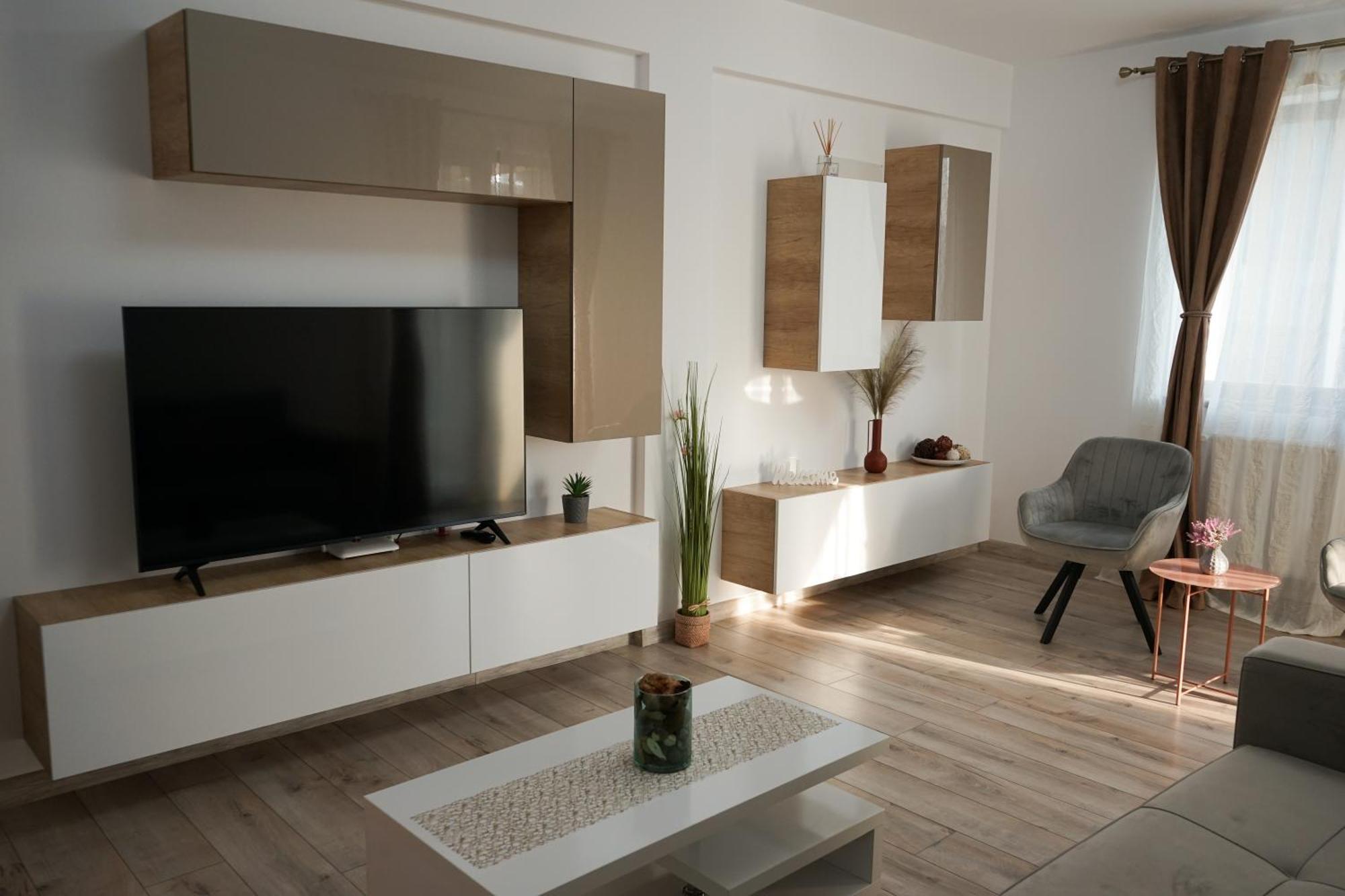 Mirandis Apartments - Comfort & Private Parking Near Coresi Mall Brașov Exterior foto