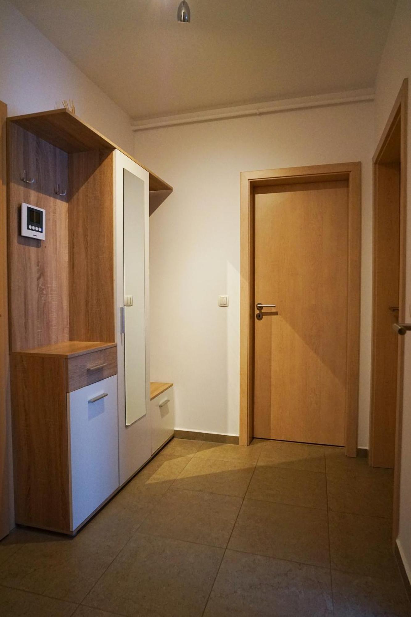 Mirandis Apartments - Comfort & Private Parking Near Coresi Mall Brașov Exterior foto