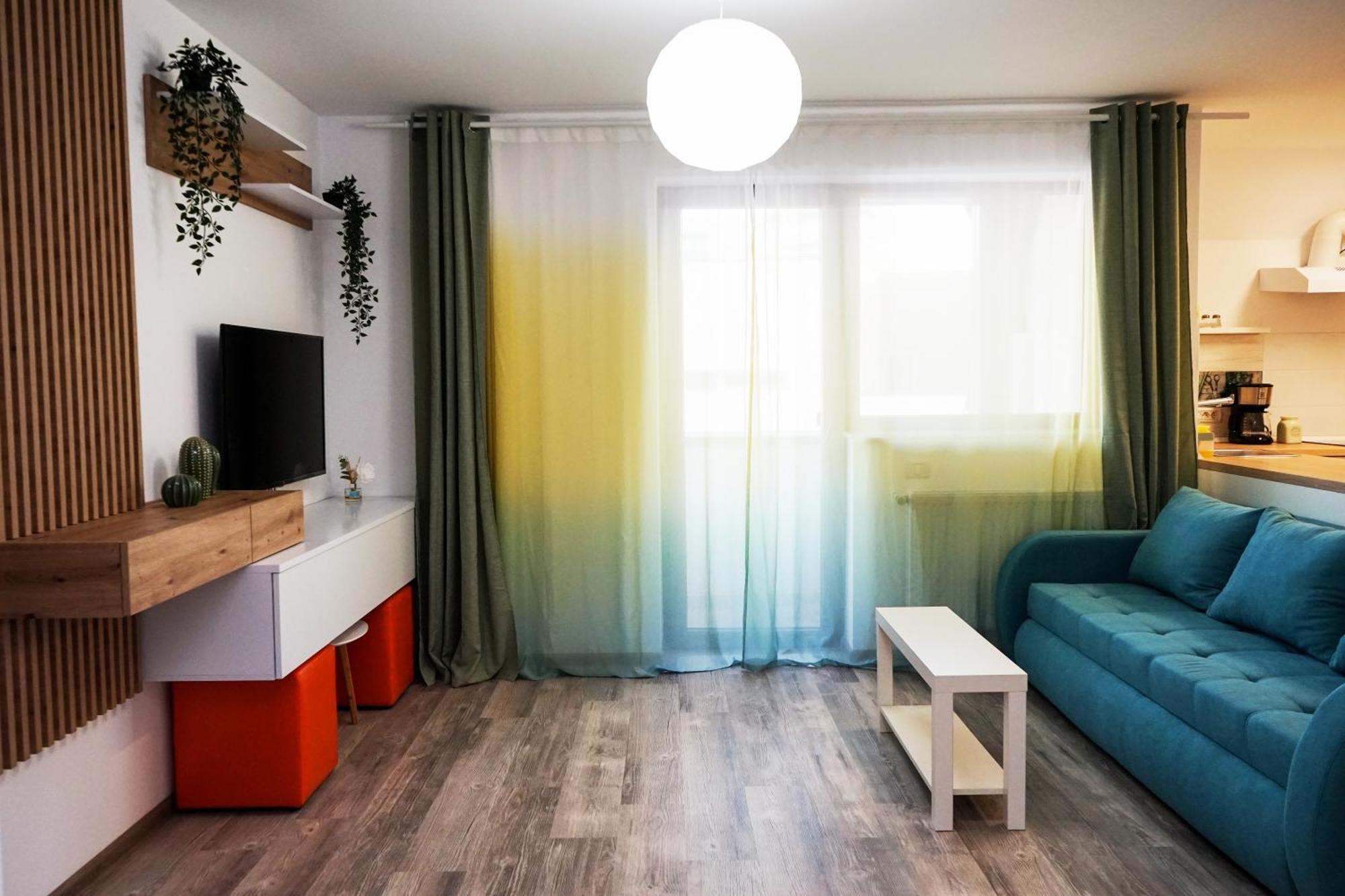 Mirandis Apartments - Comfort & Private Parking Near Coresi Mall Brașov Exterior foto